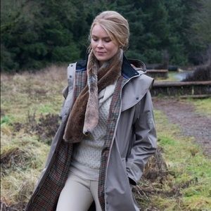 Straight from Ireland!! Wind and waterproof Jack Murphy 3/4 length rain coat.